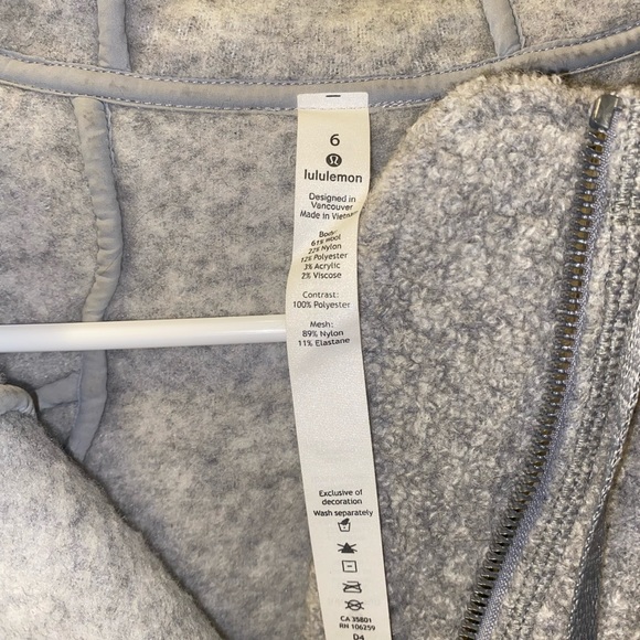 Lululemon Sherpa Full Zip - Picture 5 of 5